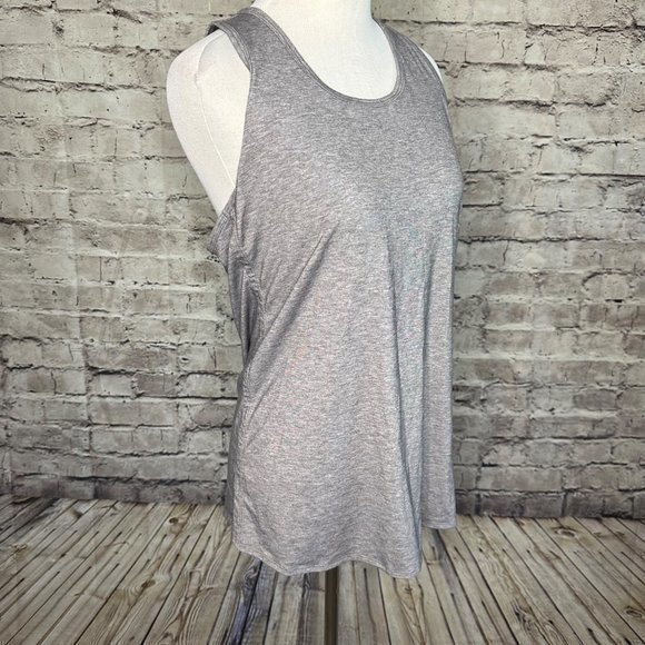 Athleta Essence Vital Gray Tie Back Athletic Workout Tank‎ Size Medium - Picture 7 of 10